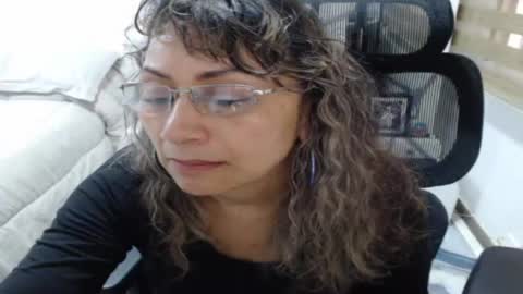 Snapshot of yessilatin chatting on July 14, 2026, 6:46 pm jessy online show from July 14, 2026, 6:46 pm