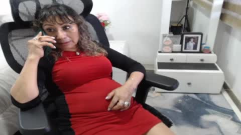 Snapshot of yessilatin chatting on July 15, 2026, 10:04 pm jessy online show from July 15, 2026, 10:04 pm