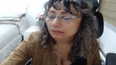 Snapshot of yessilatin chatting on July 19, 2026, 3:32 am jessy online show from July 19, 2026, 3:32 am