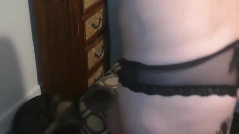 CUMONURFACE online show from January 9, 2025, 9:58 pm