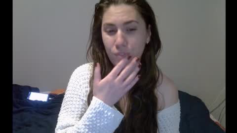 Kira online show from January 18, 2026, 2:43 pm