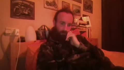 yeti_92 online show from February 3, 2025, 7:00 pm