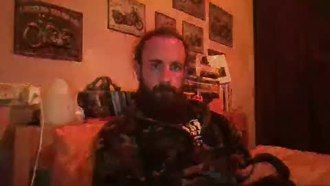 yeti_92 online show from February 17, 2025, 5:53 pm