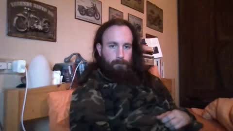 yeti_92 online show from February 22, 2025, 4:19 pm