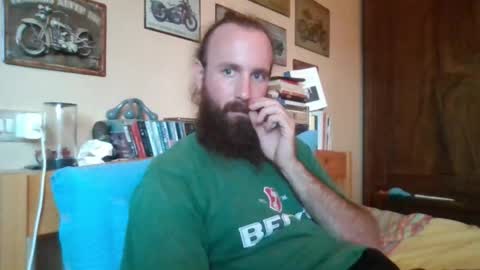 yeti_92 online show from September 16, 2025, 4:41 pm