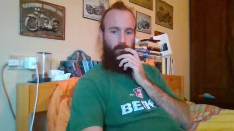 yeti_92 online show from September 25, 2025, 4:32 pm