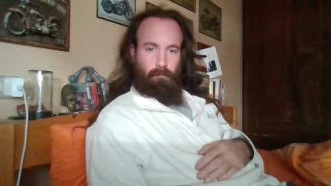 yeti_92 online show from October 12, 2025, 12:15 pm