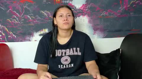 yetza_camila online show from September 11, 2025, 11:32 am