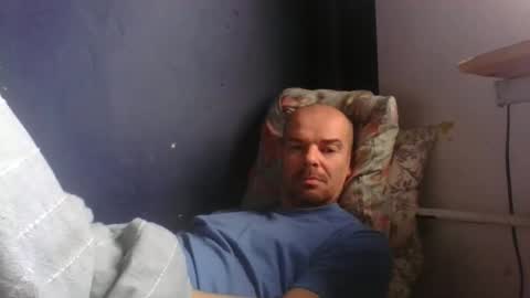 Snapshot of yewloo chatting on October 16, 2025, 6:14 am yewloo online show from October 16, 2025, 6:14 am