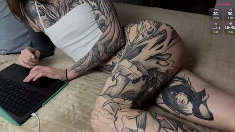 Snapshot of yexes chatting on October 10, 2025, 3:27 am yexes online show from October 10, 2025, 3:27 am