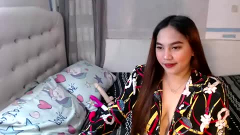 yhang_slut online show from December 3, 2024, 2:36 am