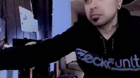 YuMMYuMMz online show from October 4, 2025, 11:41 am