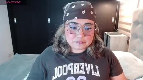 Snapshot of yini_angel07 chatting on May 14, 2026, 3:13 am hii i am yini online show from May 14, 2026, 3:13 am