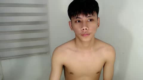 Snapshot of ynotyu chatting on October 8, 2025, 9:18 am ynotyu online show from October 8, 2025, 9:18 am