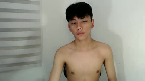 Snapshot of ynotyu chatting on October 19, 2025, 5:24 pm ynotyu online show from October 19, 2025, 5:24 pm