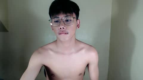 ynotyu online show from November 3, 2025, 5:14 pm