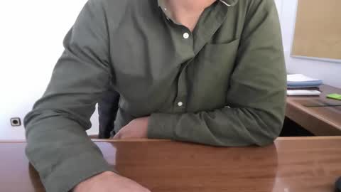 Yo47 online show from December 3, 2025, 3:10 pm