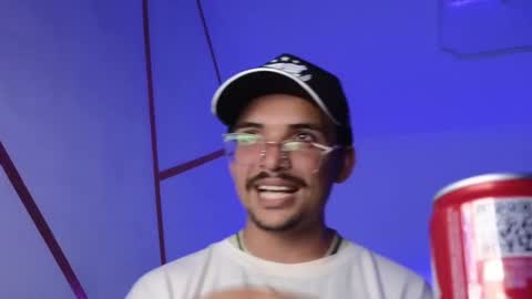 Snapshot of yo_zue chatting on October 6, 2025, 2:31 am yo_zue online show from October 6, 2025, 2:31 am