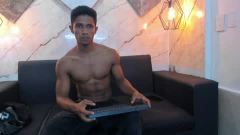 Yoel online show from June 11, 2026, 11:58 pm