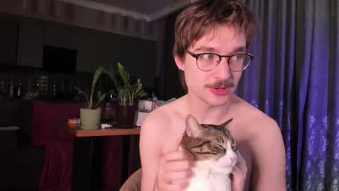 Snapshot of yoga_pizza_420 chatting on February 22, 2026, 4:35 am Max online show from February 22, 2026, 4:35 am