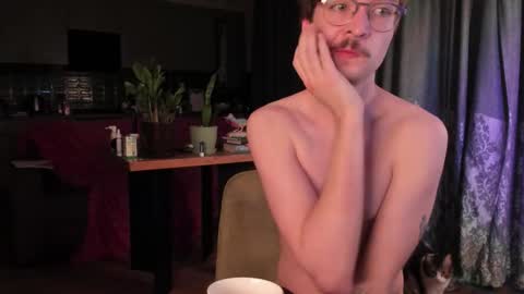 Snapshot of yoga_pizza_420 chatting on March 25, 2026, 3:45 am Max online show from March 25, 2026, 3:45 am