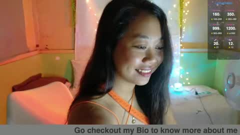 yoga_yogi online show from March 5, 2025, 10:43 pm