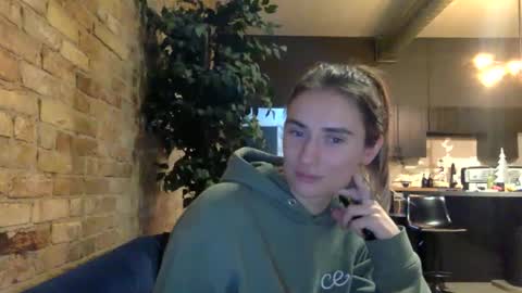 Ann Marie online show from December 3, 2024, 5:20 am