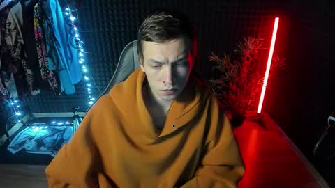 Snapshot of yoi_aji chatting on September 12, 2025, 5:07 am You can ask my name in pm online show from September 12, 2025, 5:07 am