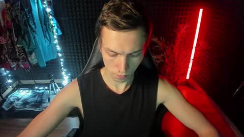 Snapshot of yoi_aji chatting on September 18, 2025, 6:37 am You can ask my name in pm online show from September 18, 2025, 6:37 am