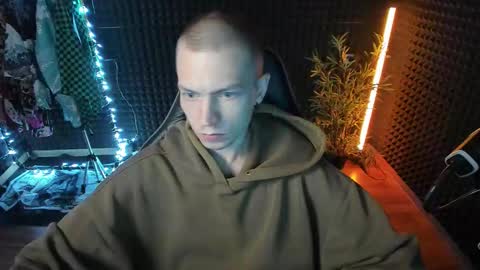 Snapshot of yoi_aji chatting on October 14, 2025, 5:08 am You can ask my name in pm online show from October 14, 2025, 5:08 am