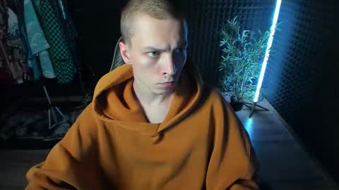 Snapshot of yoi_aji chatting on October 25, 2025, 2:46 pm You can ask my name in pm online show from October 25, 2025, 2:46 pm