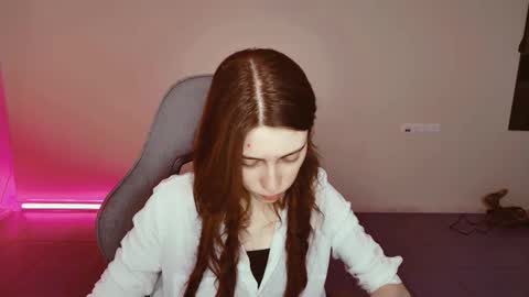 yoka_paradoxxx online show from February 27, 2026, 10:04 am