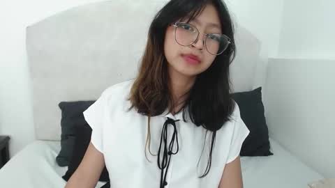 Snapshot of yommi_winx chatting on December 18, 2024, 5:26 am Yommi Winx online show from December 18, 2024, 5:26 am