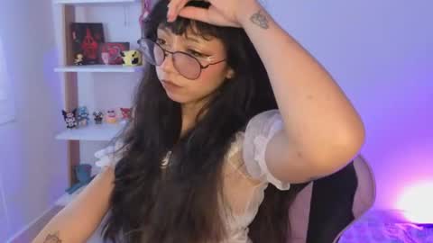 Snapshot of yommi_winx_ chatting on August 2, 2026, 5:00 pm yommi winx online show from August 2, 2026, 5:00 pm