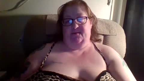 yomoopy online show from January 26, 2025, 7:32 am