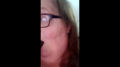 yomoopy online show from December 4, 2025, 6:12 am