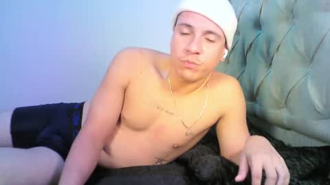 Yonat online show from November 10, 2025, 4:44 am