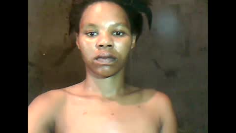 amazingkellyxx online show from January 2, 2025, 10:05 am