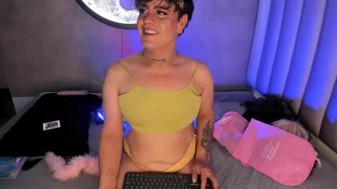 yordan_chubbyhot online show from October 14, 2025, 8:59 am