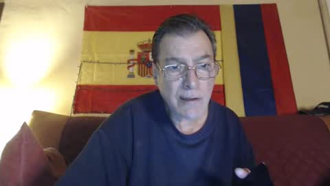 yosep online show from January 4, 2025, 8:05 pm