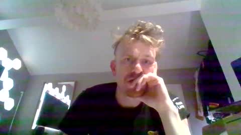 yoshiyoshi69 online show from March 20, 2026, 5:23 am