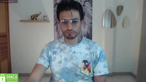 yoshy_man online show from January 9, 2025, 3:36 am