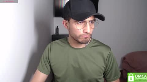 Snapshot of yoshy_man chatting on March 18, 2026, 3:20 am yoshy_man online show from March 18, 2026, 3:20 am