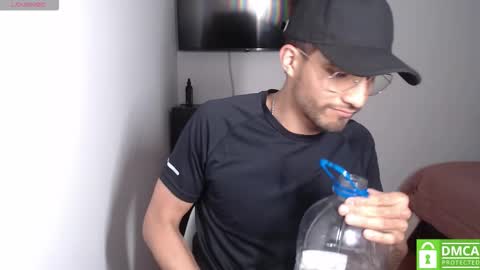 Snapshot of yoshy_man chatting on March 20, 2026, 3:00 am yoshy_man online show from March 20, 2026, 3:00 am