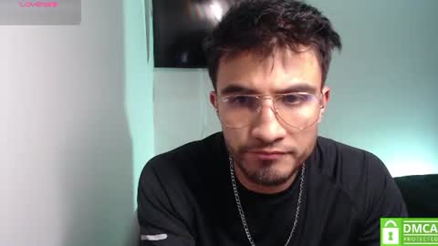 yoshy_man online show from June 25, 2026, 5:12 am