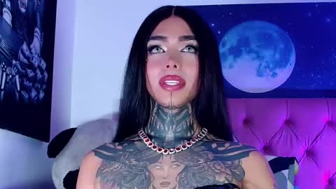 yosselin_cameron online show from February 4, 2026, 12:27 am