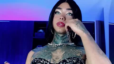 yosselin_cameron online show from February 7, 2026, 2:37 am