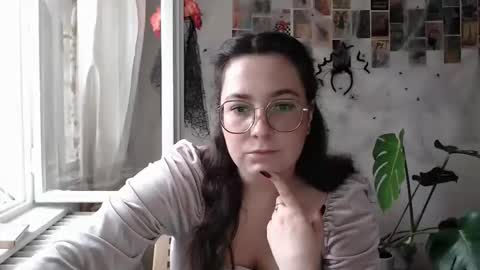 Aurora online show from October 17, 2025, 10:07 am