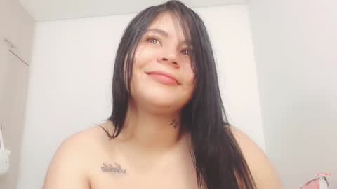 Snapshot of you_little_pervert chatting on January 15, 2025, 7:05 am Little Pervert online show from January 15, 2025, 7:05 am