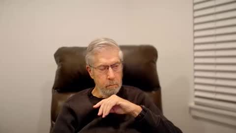 Colorado Guy Straight online show from November 3, 2025, 2:02 am